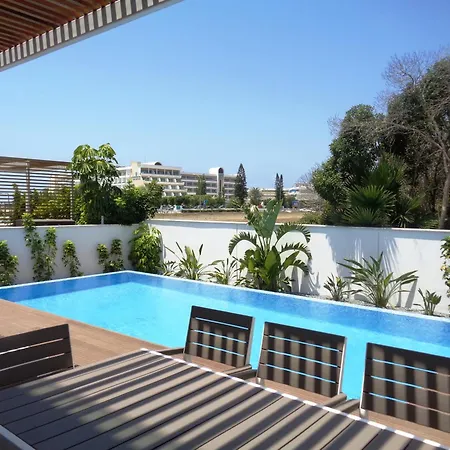 Residences Villa *